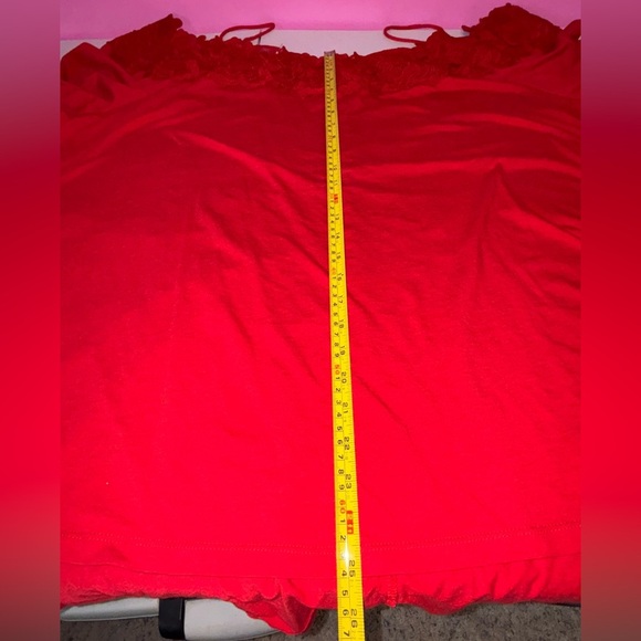 Denim 24/7 Red Asymmetrical Ruffled Cold Shoulder Blouse - Picture 6 of 9